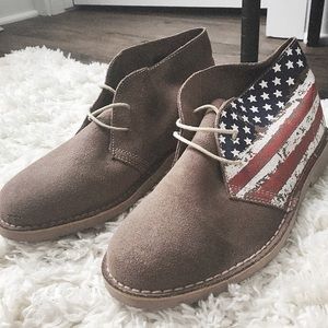 ⭐️ Like-New American Flag Shoes ⭐️